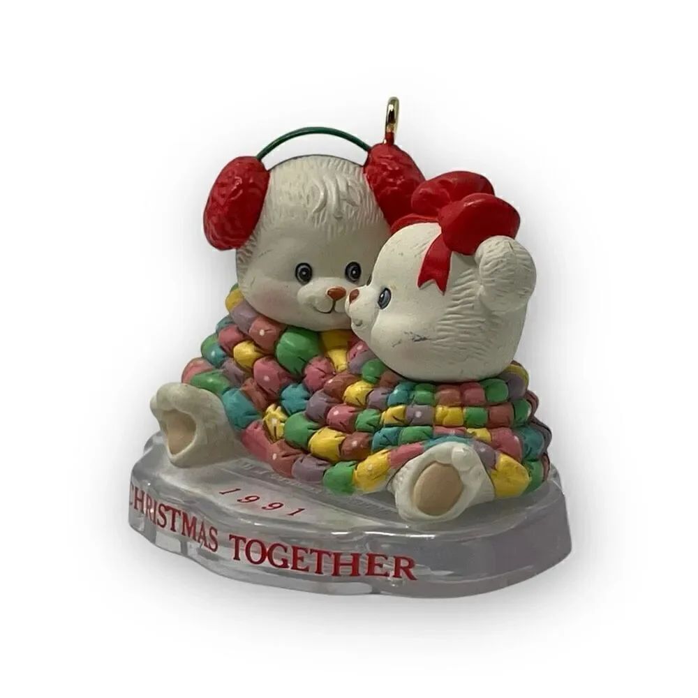Vintage 1993 M Gilmore Designs 1st Christmas Together Ornament Cuddling Bears - Picture 2 of 8